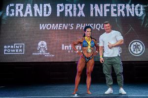 WOMEN`S PHYSIQUE